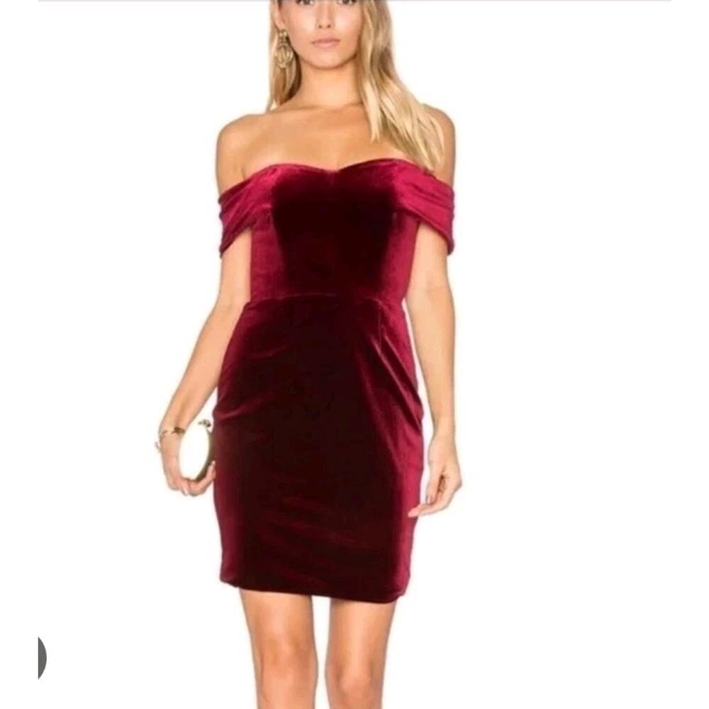 NICHOLAS Womens 2 Velvet Dress Burgundy Off Shoulder Mini‎ Formal Party Sheath